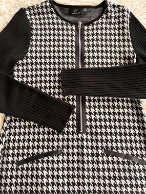 Lennie for Nina Leonard Houndstooth Zip-Front Sweater Dress - Size Large